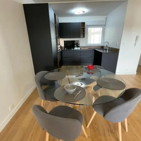 Charming Apartment With Lake View La Rochelle  Extérieur photo